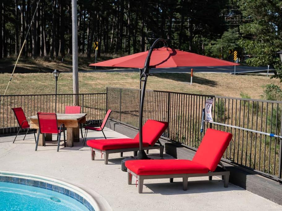 Stonegate Lodge 2 Queen Beds Fast Wifi 50In Tv Salt Water Pool Room # 305 Eureka Springs Exterior foto