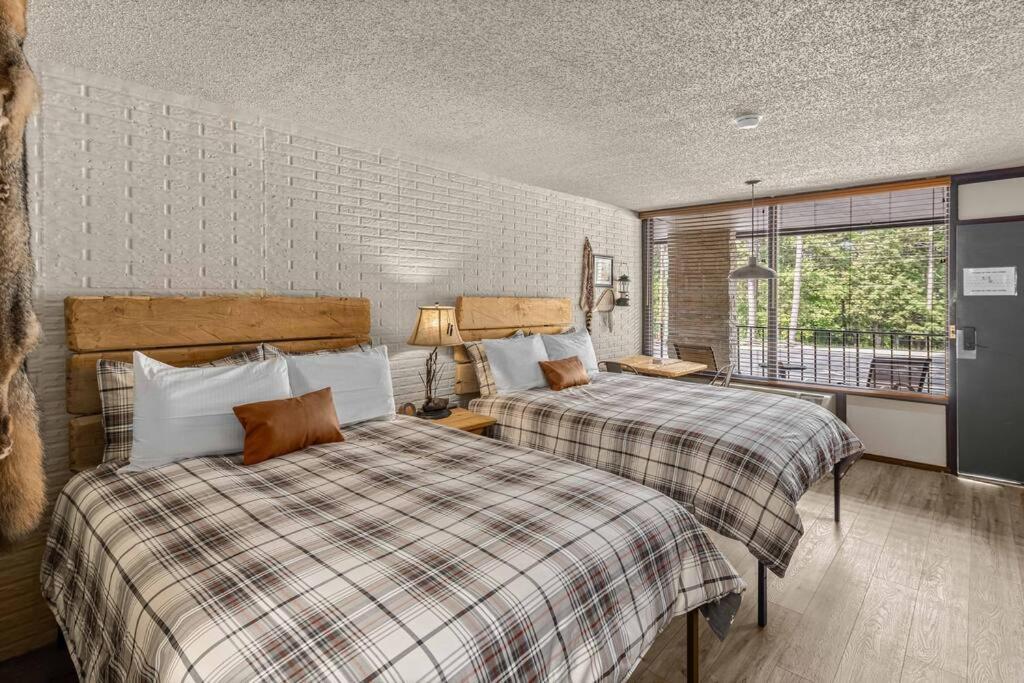 Stonegate Lodge 2 Queen Beds Fast Wifi 50In Tv Salt Water Pool Room # 305 Eureka Springs Exterior foto